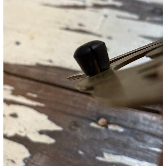 Retro Brass Owl Trivet | Made in Taiwan, Functional Hot Plate, Owl Collectible - Picture 3 of 5